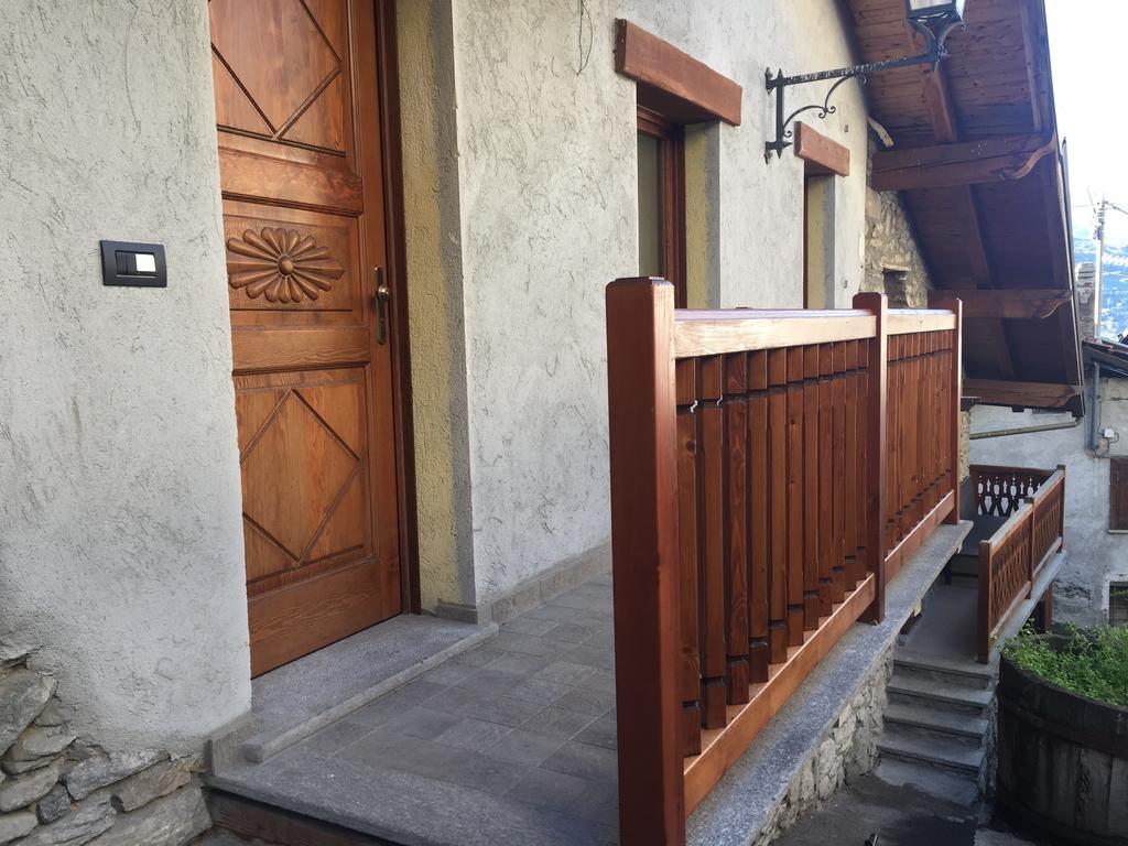 Appartamento Le Bourneau Aosta Exterior foto